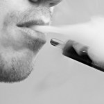 man vaping 2