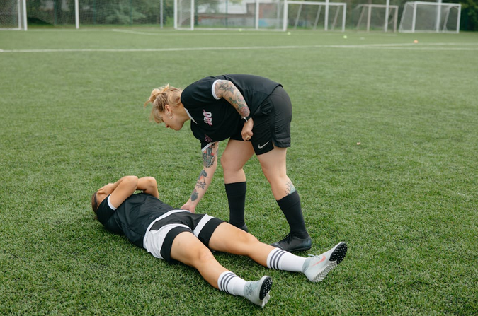 Why Athletes Trust Injury Clinics for Performance Recovery and Strength Building